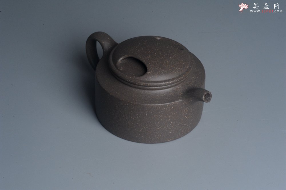 紫砂壶图片：美壶特惠 精致青段牛盖井栏茶壶 茶人醉爱 - 美壶网