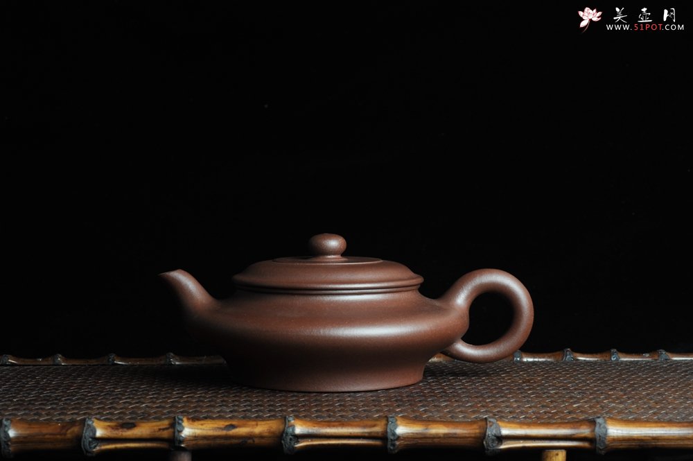 紫砂壶图片：美壶特惠 端庄大气虚扁 做工精致 - 美壶网