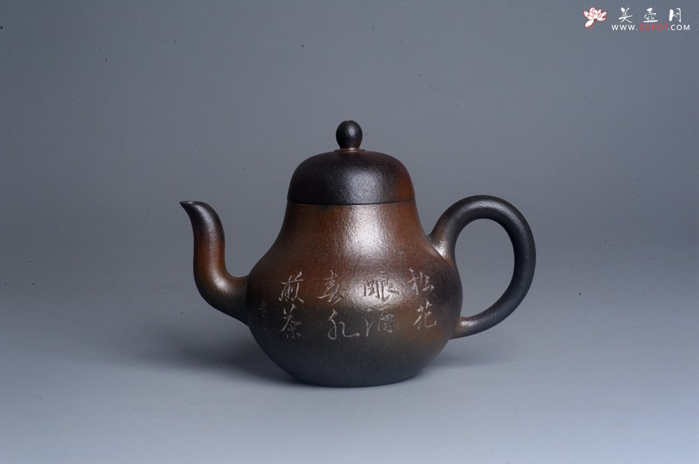 紫砂壶图片：美壶特惠 精致青灰泥柴烧思亭壶 - 美壶网