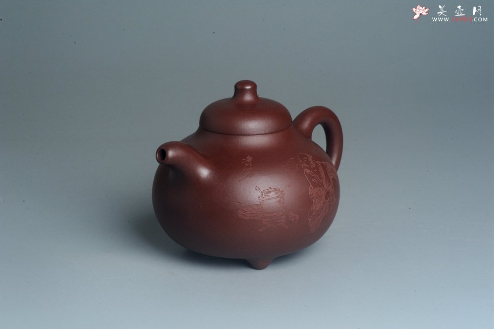 紫砂壶图片：潜力股周小培老师 4号井深井红皮龙 超精致全手工三足乳鼎茶壶 竹里煎 起茶烟 - 美壶网