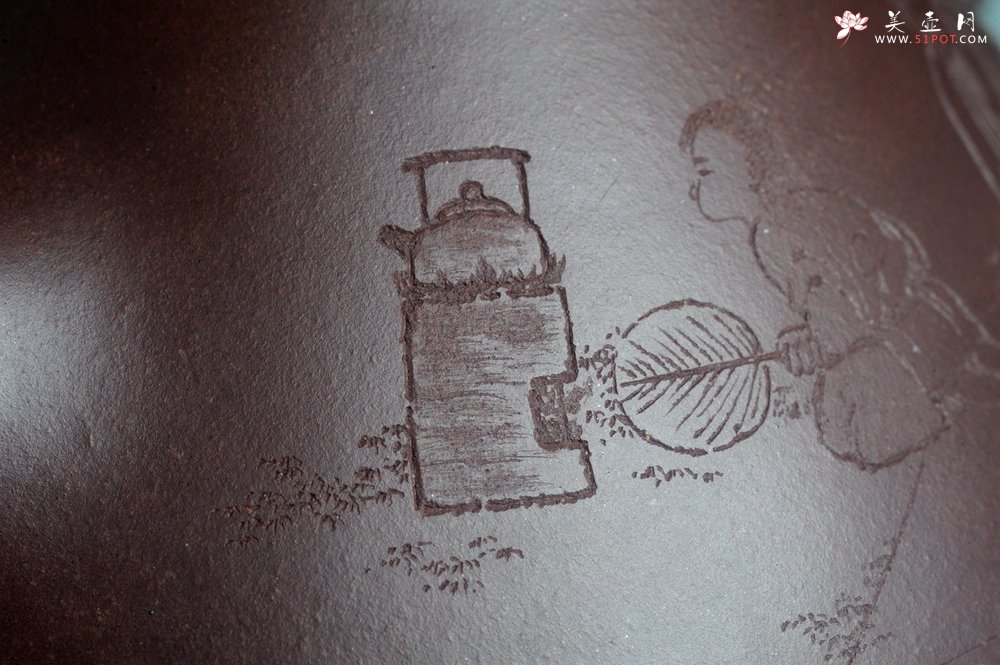 紫砂壶图片：实力派工艺师周斌 优质底槽青全手工精工 子冶石瓢壶 张听钢装饰人物 平生衣食随缘好 过得清闲便是仙 - 美壶网