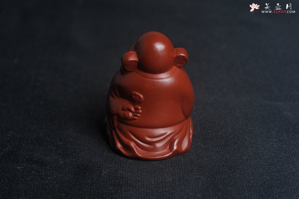 紫砂壶图片：美宠特惠 精致大红袍朱泥手把件财主 财神 摆件茶宠 高5cm - 美壶网