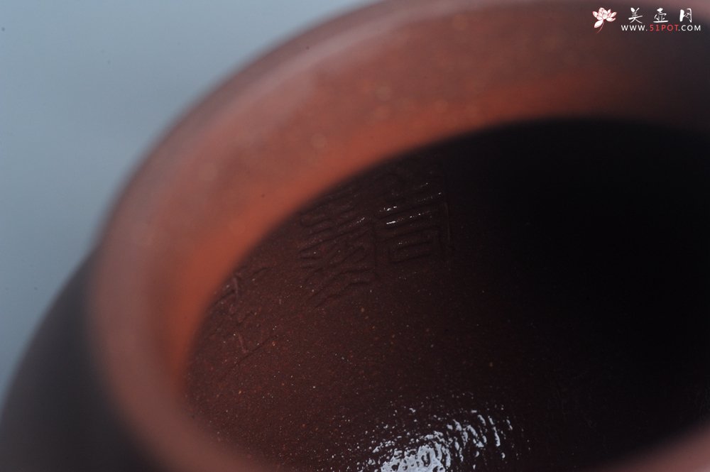 紫砂壶图片：油润底曹青 全手工寿珍掇球 深得老味 做工灰常好 请君细品 作品说话 - 美壶网