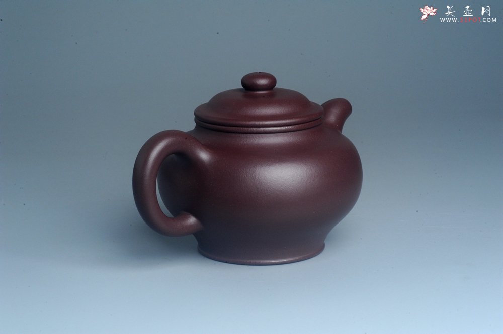 紫砂壶图片：潜力股周小培老师 油润紫泥全手工大亨掇只壶 深得老味 - 美壶网
