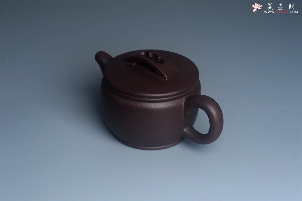 紫砂壶图片：美壶特惠 潜力股周学学老师 精工典范  精致老紫泥汉瓦壶 - 美壶网