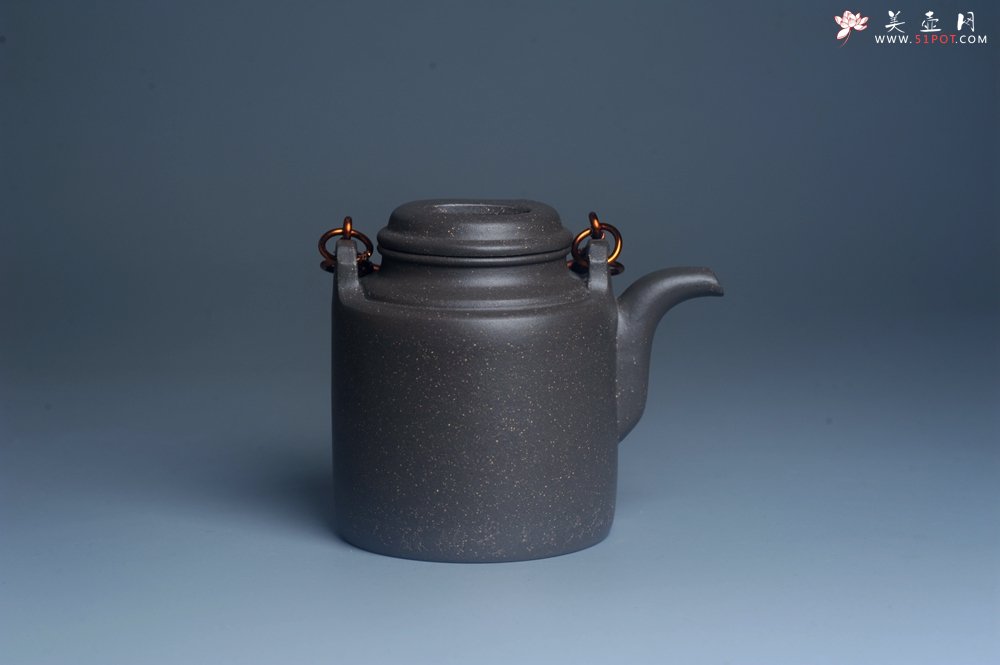 紫砂壶图片：美壶特惠 精致青段洋桶壶 清茶品日月 老酒醉人生 - 美壶网