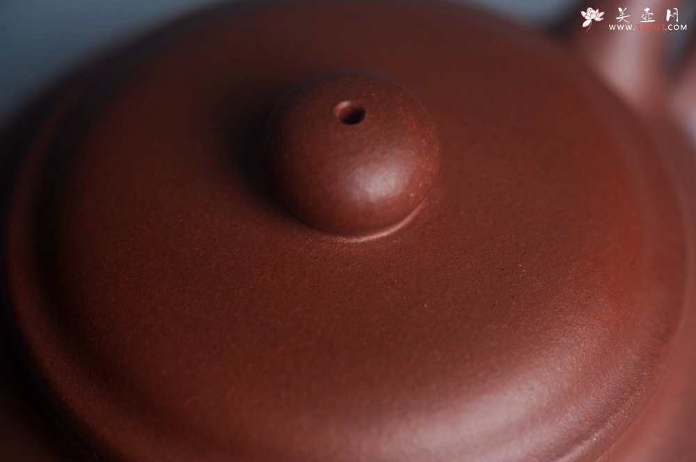 紫砂壶图片：油润底曹青 全手工寿珍仿古 深得老味 做工特好 - 美壶网