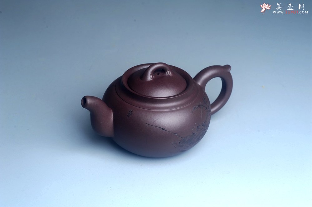 紫砂壶图片：特油润底曹青 全手工大蕴存心壶 寒江独钓 卡盖难度相当大 期待与亲结缘 - 美壶网