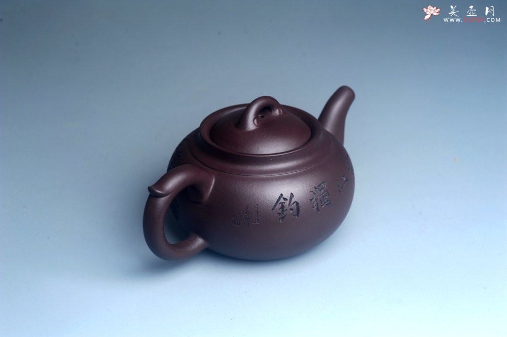紫砂壶图片：特油润底曹青 全手工大蕴存心壶 寒江独钓 卡盖难度相当大 期待与亲结缘 - 美壶网