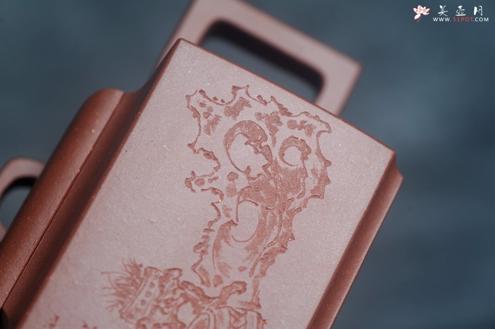 紫砂壶图片：全手工优质底槽清精致亚明四方壶 装饰清供图 特文气 - 美壶网