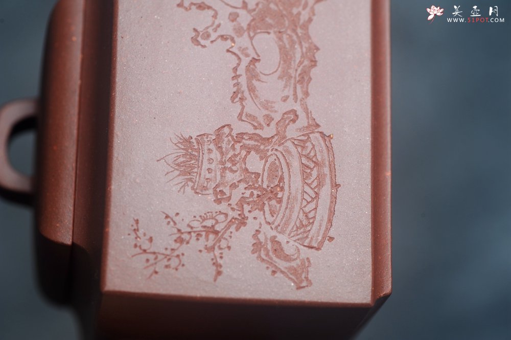 紫砂壶图片：全手工优质底槽清精致亚明四方壶 装饰清供图 特文气 - 美壶网