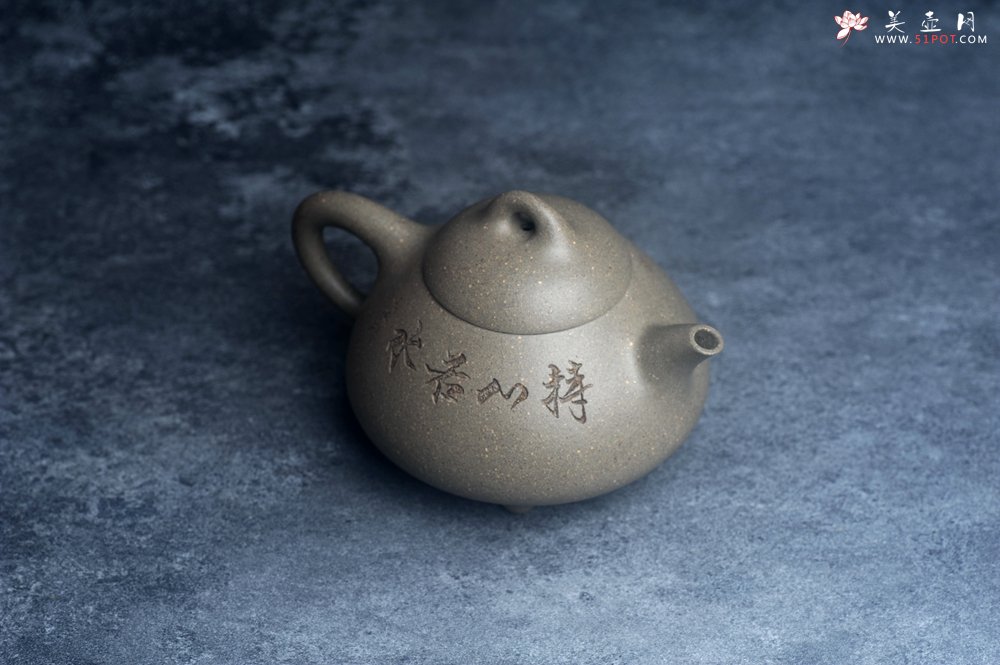 紫砂壶图片：美壶特惠 美壶网特供限量极品高温四号井老青段 精工乳瓢茶壶 装饰人物 特文气 - 美壶网