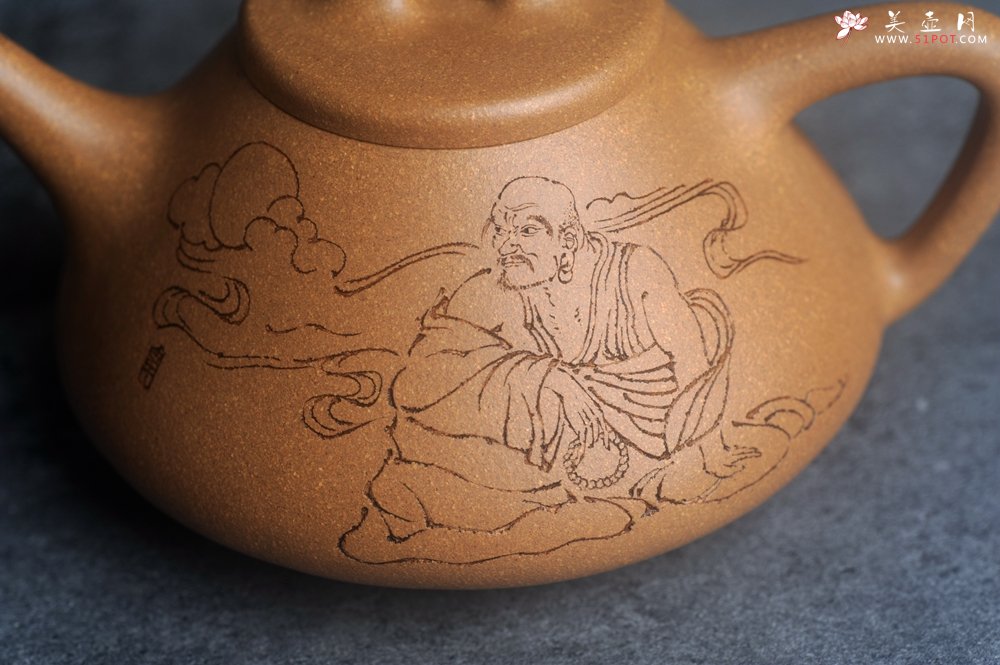 紫砂壶图片：美壶特惠 特好老黄段泥精致子冶石瓢壶 咫尺天涯共月明 - 美壶网