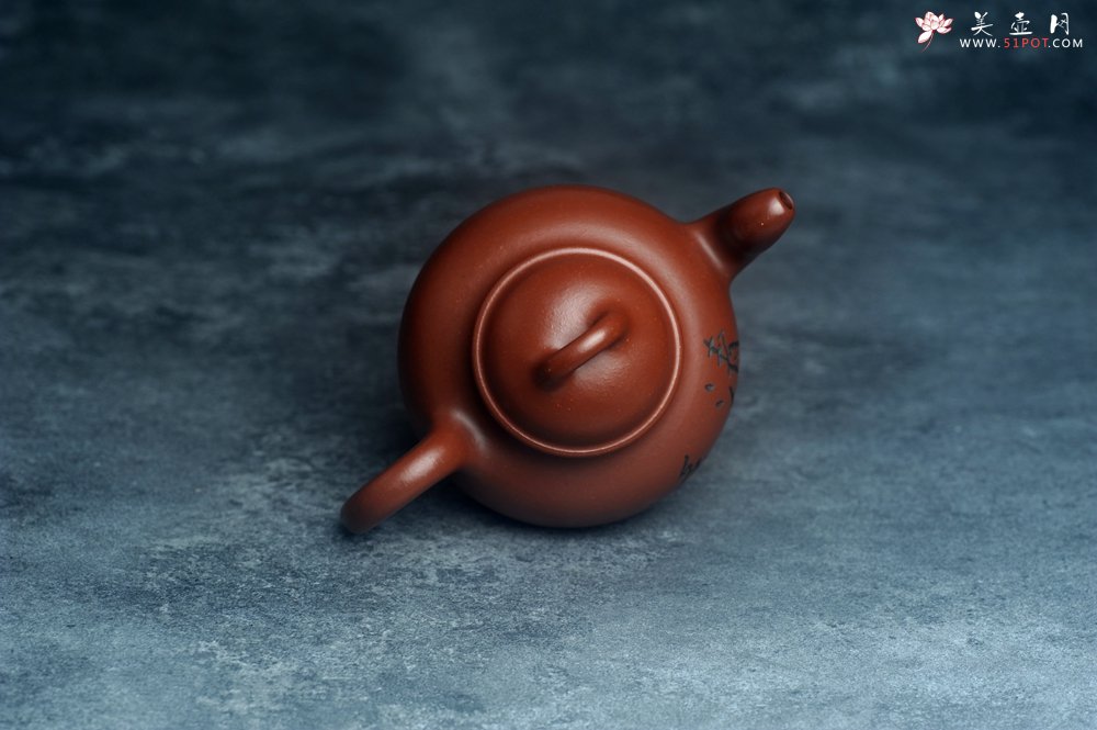 紫砂壶图片：潜力股周小培老师 4号井深井红皮龙 全手工桥钮乳鼎壶 期待与您结缘 - 美壶网