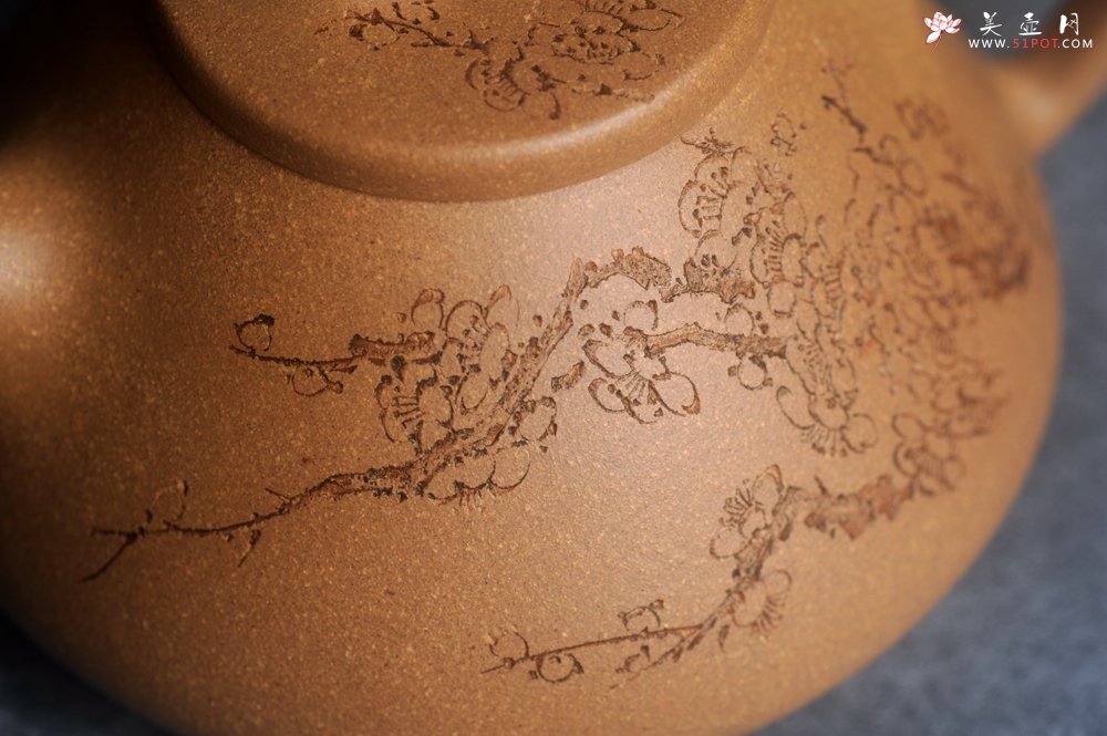 紫砂壶图片：美壶特惠 特好老黄段泥精致子冶石瓢壶 通景装饰梅花 特文气 - 美壶网