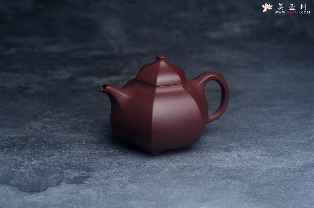 紫砂壶图片：美壶特惠 潜力股凌晨老师 精致全手工枣红泥六方乳鼎茶壶 - 美壶网