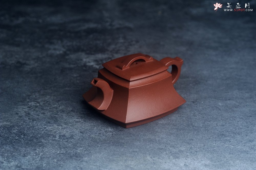 紫砂壶图片：美壶特惠 精致全手工 中槽清腰玉四方壶 - 美壶网