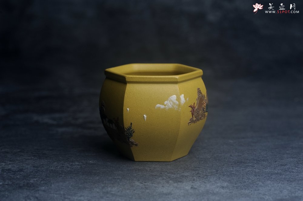 紫砂壶图片：美杯特惠 优质好料黄金段泥好工六方山水主人杯 - 美壶网