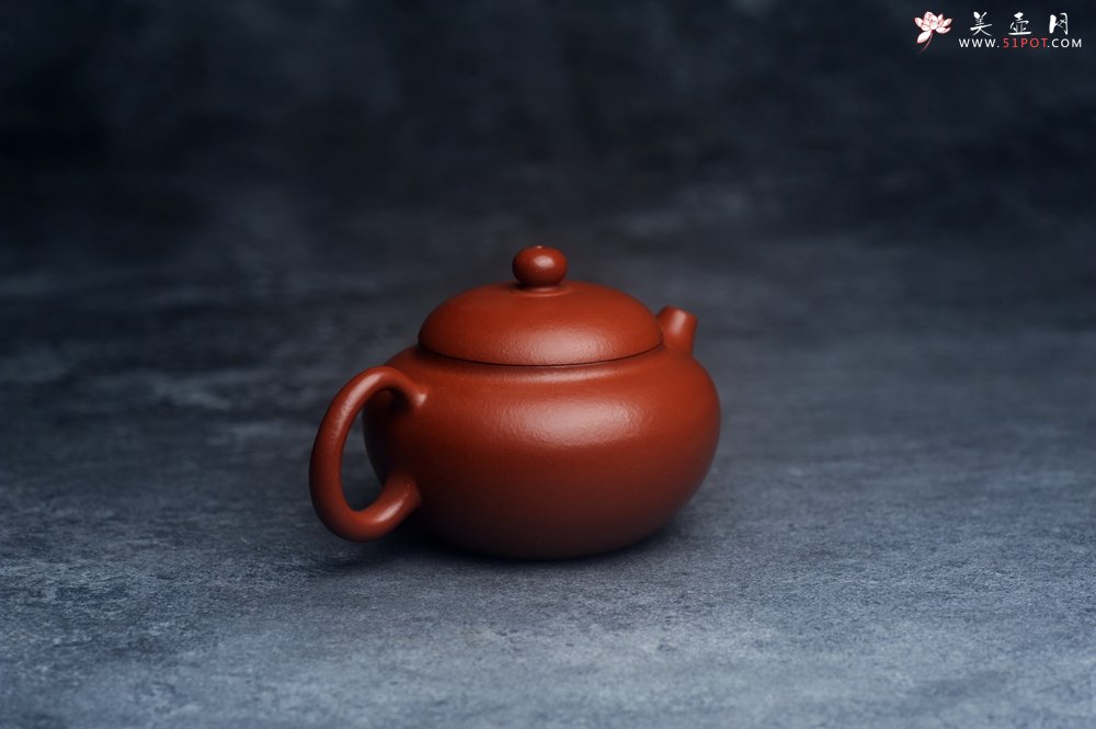 紫砂壶图片：美壶网特惠紫砂壶 马景辉款式手工朱泥西施茶壶 茶人醉爱 - 美壶网