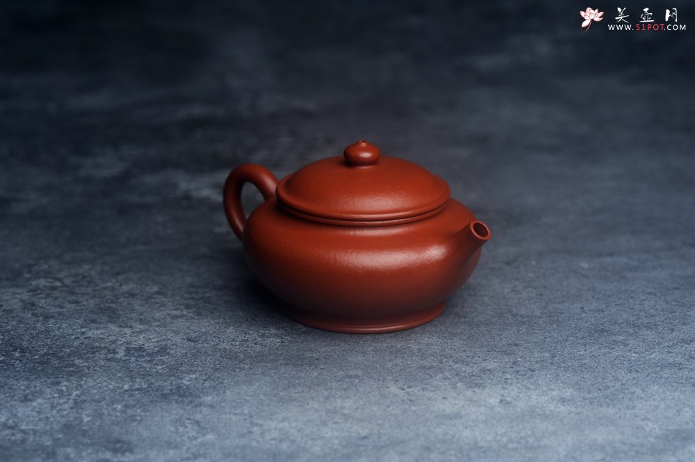 紫砂壶图片：美壶特惠 优质朱泥小扁樱壶 茶人醉爱 - 美壶网