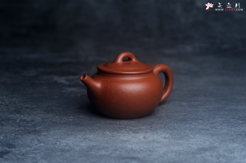 紫砂壶图片：王老师新品 美壶特惠 全手工红降坡小品玉帽水平壶 大口实用 特文气 - 美壶网