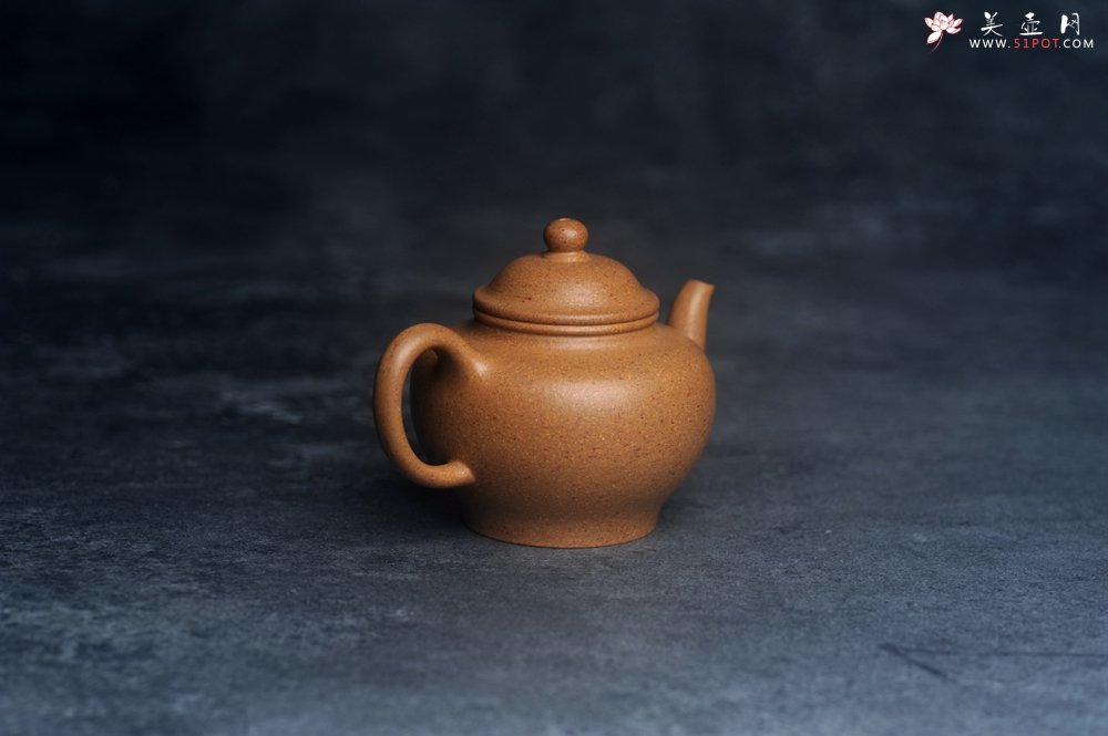 紫砂壶图片：美壶特惠 油润五彩段泥莲子宫灯壶 - 美壶网