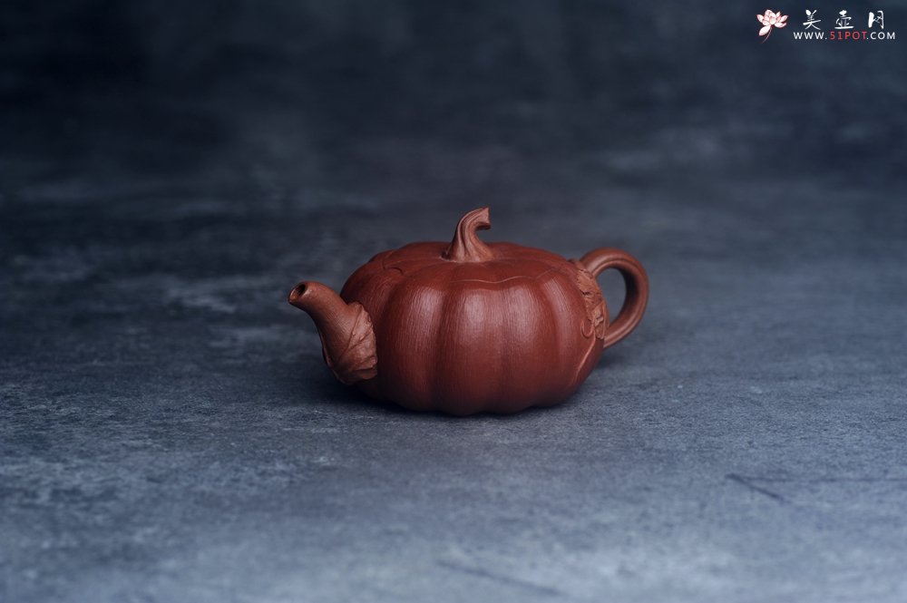 紫砂壶图片：美壶福利特惠 美壶专属定制 精致好料迷你小南瓜紫砂壶  肌理丰富生动 - 美壶网