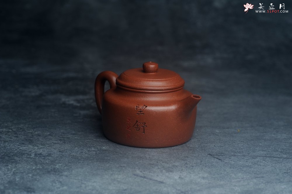 紫砂壶图片：美壶特惠 精致特好降坡泥德中壶 装饰人物特文气 - 美壶网