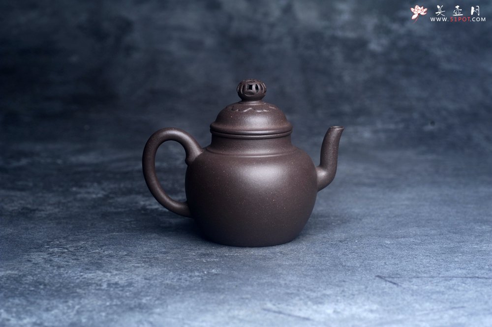 紫砂壶图片：美壶特惠 精致特好青灰泥宫灯壶 - 美壶网