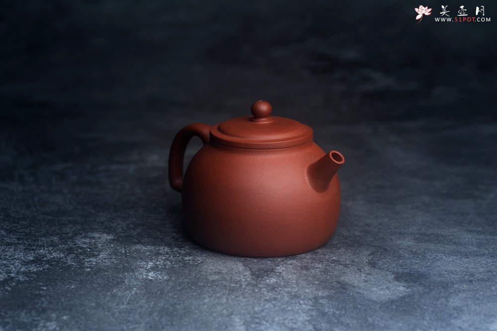 紫砂壶图片：美壶特惠 标矿级红泥小半月紫砂壶 茶人醉爱 - 美壶网