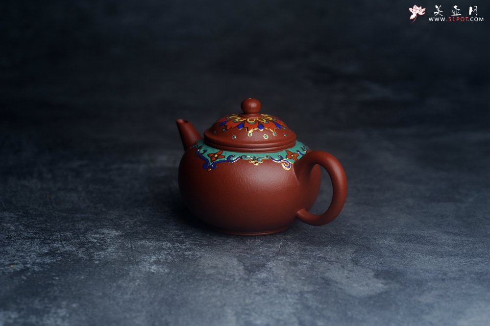 紫砂壶图片：美壶特惠 优质朱泥宫廷风格珐琅彩水平壶 茶人醉爱 - 美壶网