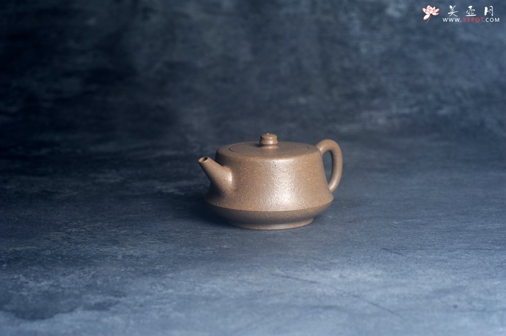 紫砂壶图片：美壶特惠 特好老青段泥柱础壶 茶人醉爱 - 美壶网