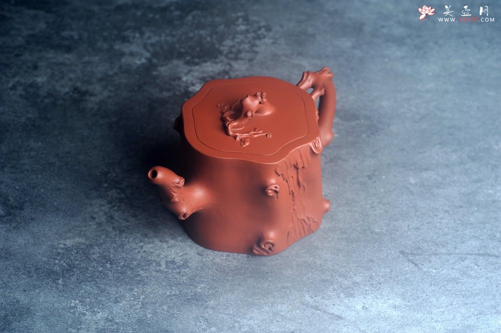 紫砂壶图片：美壶特惠 紫砂厂老艺人查建英全手工小红泥梅桩壶 茶人醉爱 - 美壶网