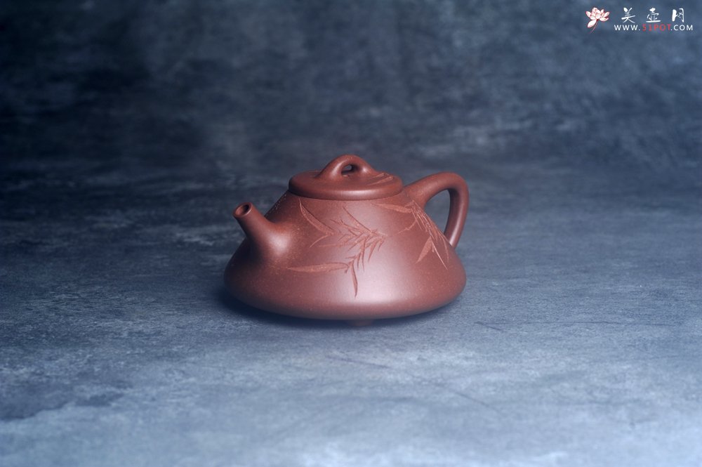 紫砂壶图片：美壶特惠 特好老紫泥子冶石瓢 范小君徒装饰君子竹  寒夜客来茶当酒 竹炉汤沸火初红 - 美壶网