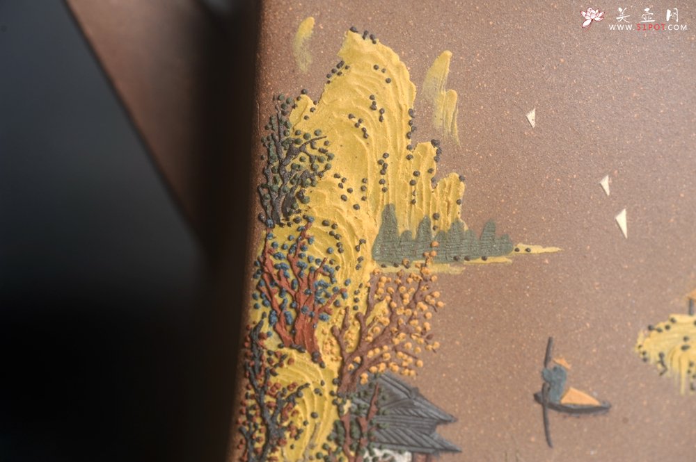 紫砂壶图片：美壶特惠 特好老段泥方钟壶 泥绘山水特文气 - 美壶网