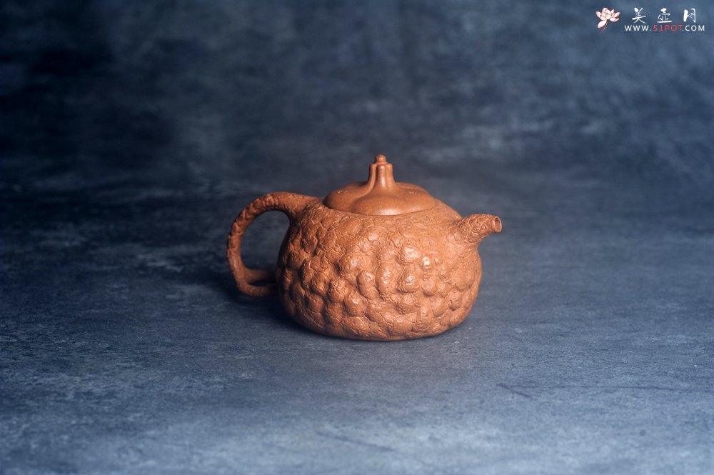 紫砂壶图片：美壶特惠 特好老段泥全手工银杏供春壶 茶人醉爱 - 美壶网