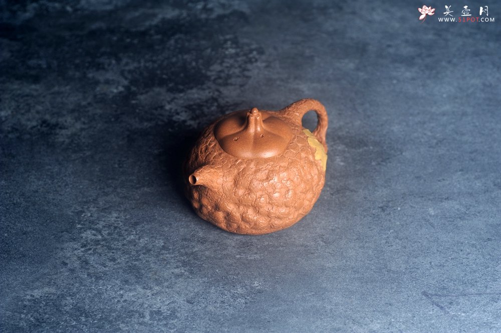 紫砂壶图片：美壶特惠 特好老段泥全手工银杏供春壶 茶人醉爱 - 美壶网