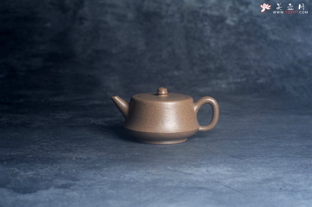 紫砂壶图片：美壶特惠 特好老青段泥柱础壶 茶人醉爱 - 美壶网