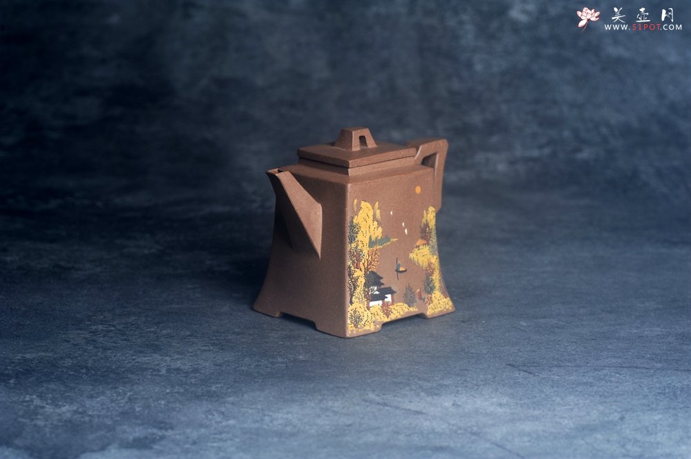 紫砂壶图片：美壶特惠 特好老段泥方钟壶 泥绘山水特文气 - 美壶网