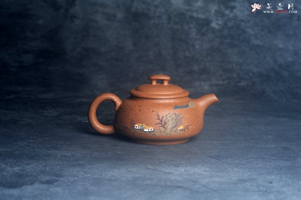 紫砂壶图片：美壶特惠 优质粗砂降坡泥桥钮合欢紫砂壶 泥绘山水 特文气 - 美壶网