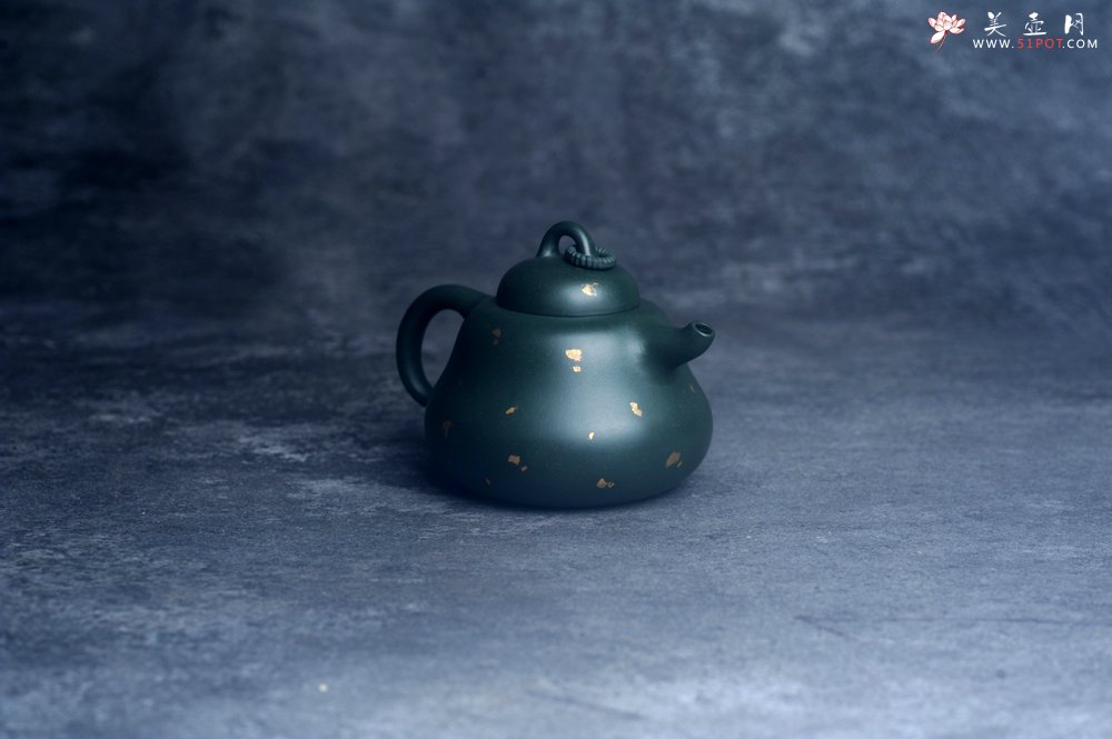 紫砂壶图片：美壶特惠 特好墨绿泥福禄葫芦壶 茶人醉爱 - 美壶网