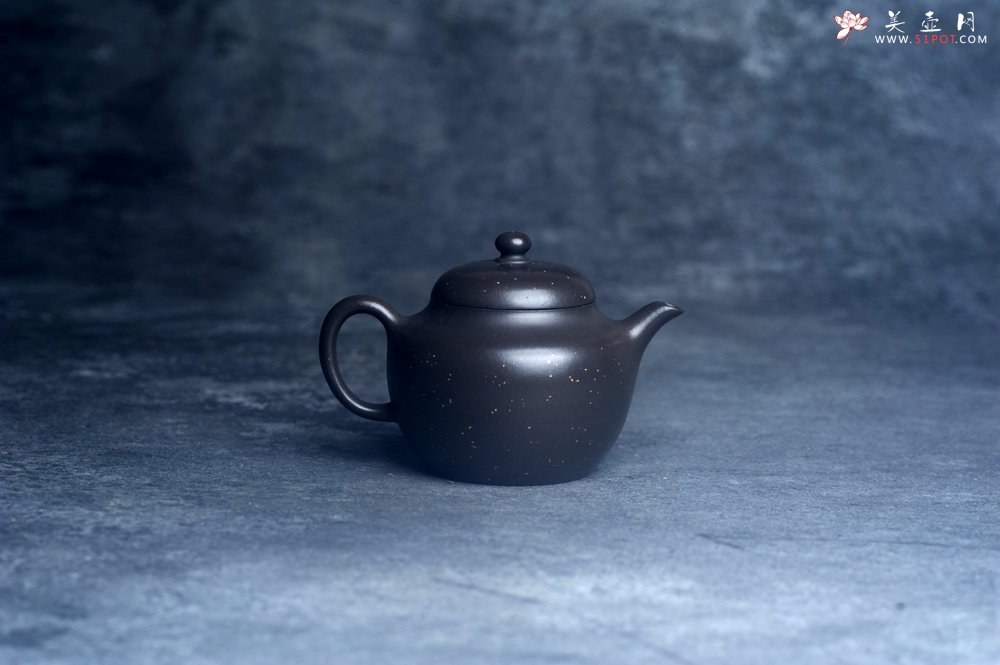 紫砂壶图片：美壶特惠 特好黑泥铺砂莲子壶 茶人醉爱 - 美壶网