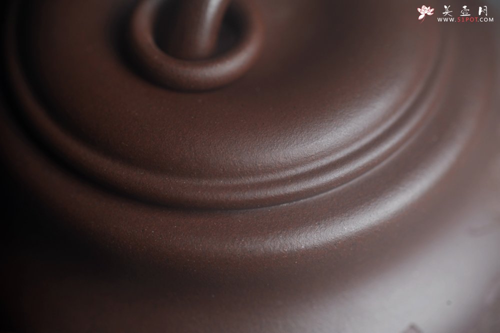 紫砂壶图片：美壶特惠 特好老紫泥墨梅壶 茶人醉爱 - 美壶网