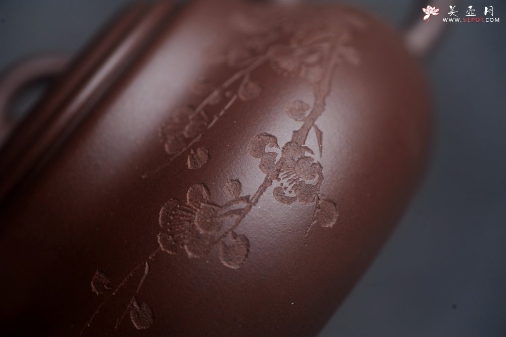 紫砂壶图片：美壶特惠 特好老紫泥墨梅壶 茶人醉爱 - 美壶网