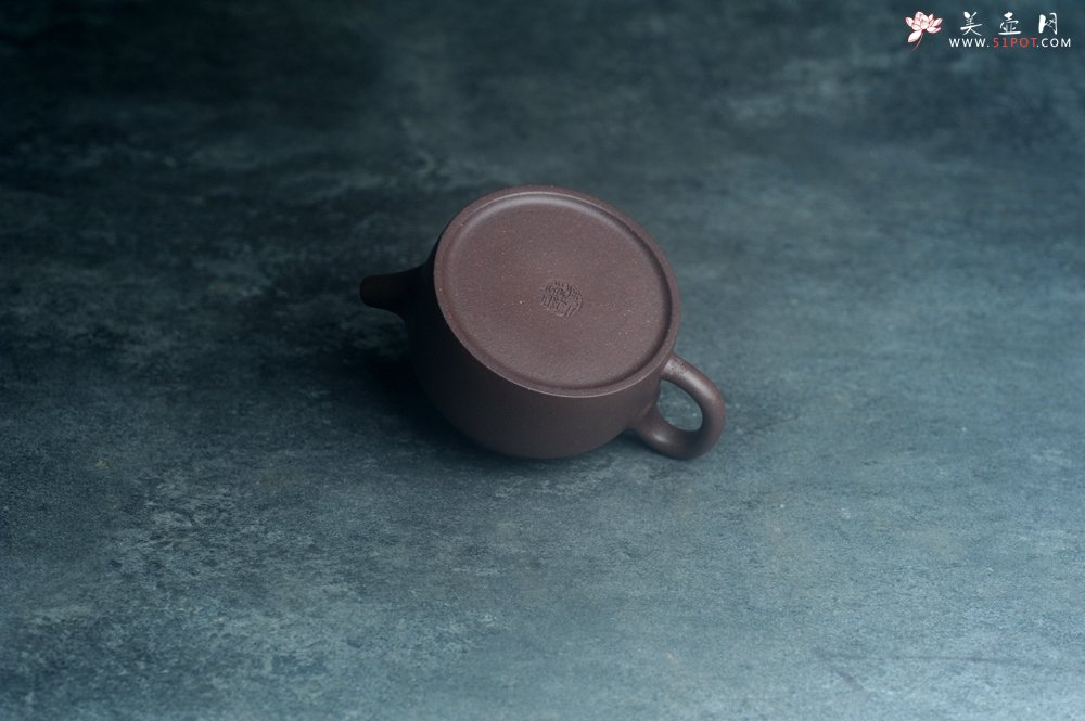 紫砂壶图片：美壶特惠 特好老紫泥德中壶 茶人醉爱 - 美壶网