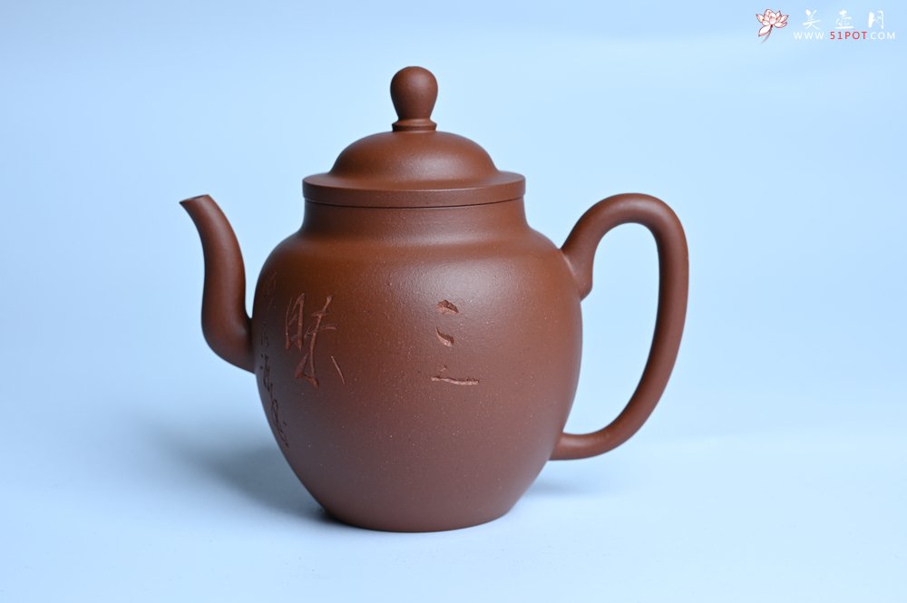 紫砂壶图片：毛国强入室弟子黄云初 特好清水泥高宫灯壶 名家何水法书法“三昧”，刘世涛伯陶刻 - 美壶网
