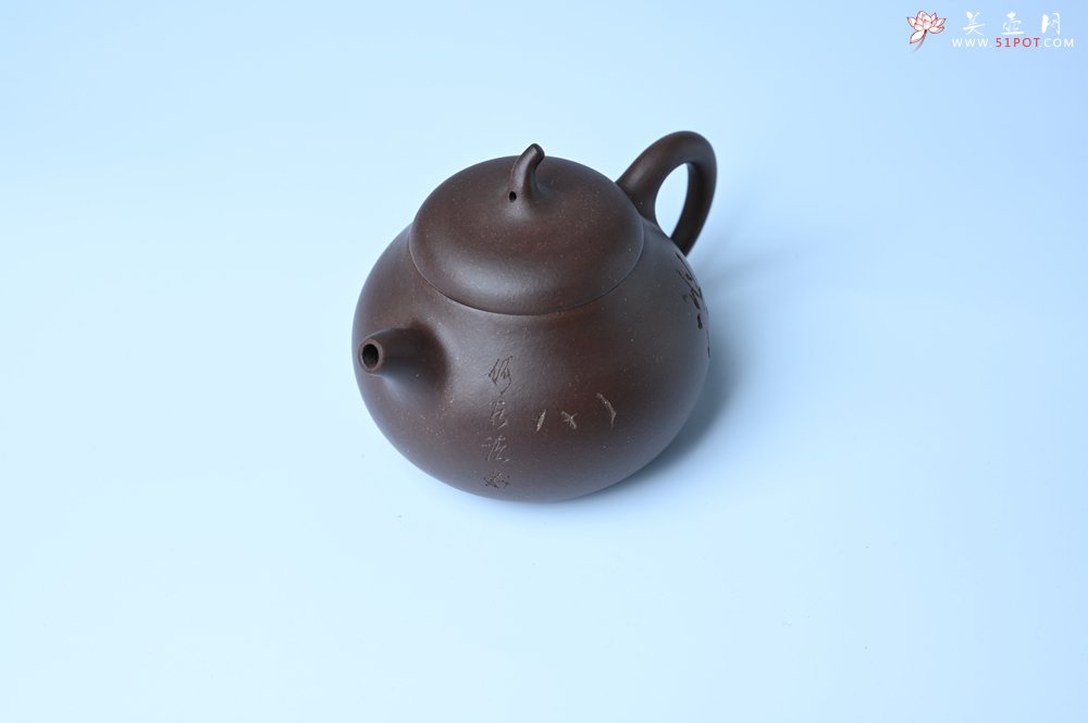 紫砂壶图片：毛国强入室弟子黄云初 特好老紫泥涤心茄段 名家何水法书法 刘世涛伯陶刻 - 美壶网