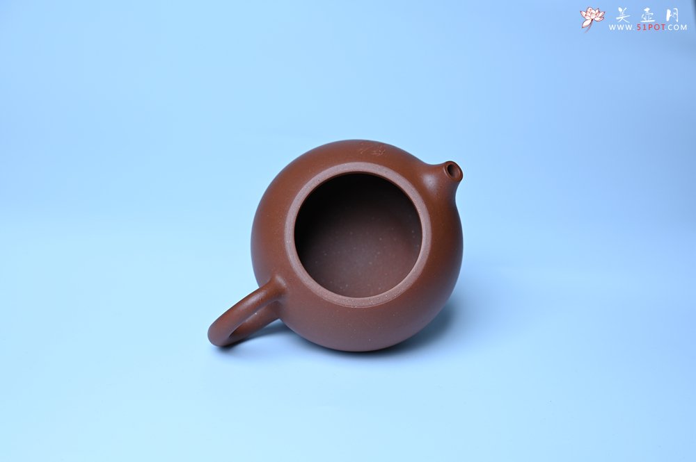 紫砂壶图片：毛国强入室弟子黄云初 特好老清水泥欢喜西施壶 名家何水法书法 刘世涛伯陶刻 - 美壶网