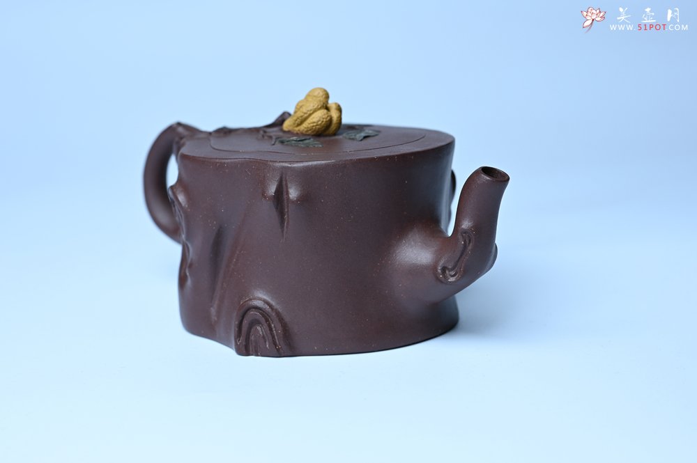 紫砂壶图片：美壶特惠 精致老紫泥佛手壶 肌理生动 底部刻佛手祥云特文气 - 美壶网