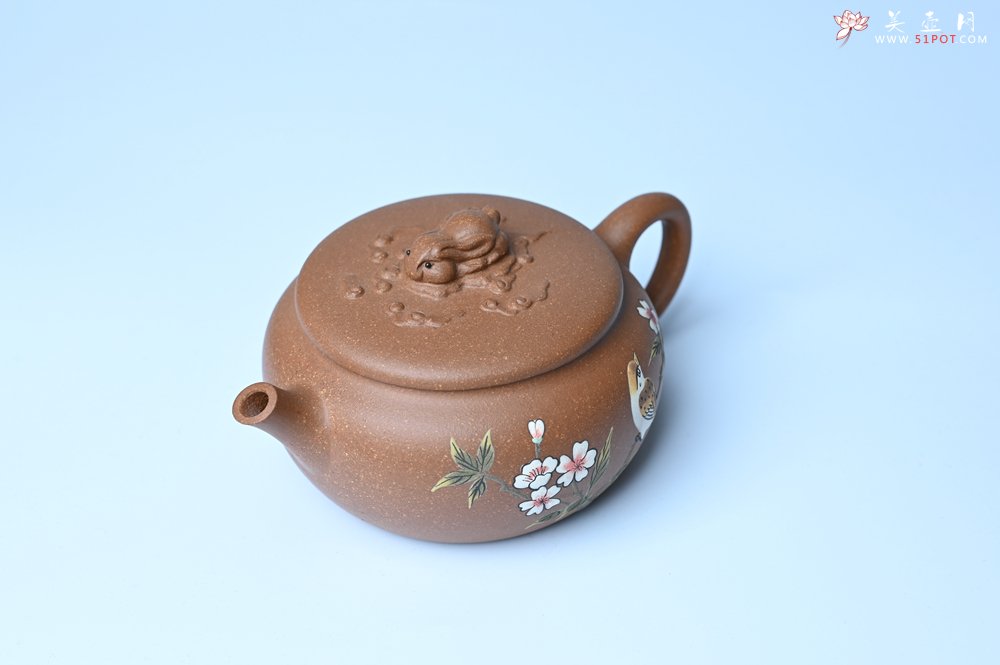 紫砂壶图片：美壶特惠 优质降坡泥花鸟听兔壶 茶人醉爱 - 美壶网